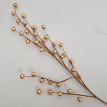 Load image into Gallery viewer, Gold Wreath Decorator Kit
